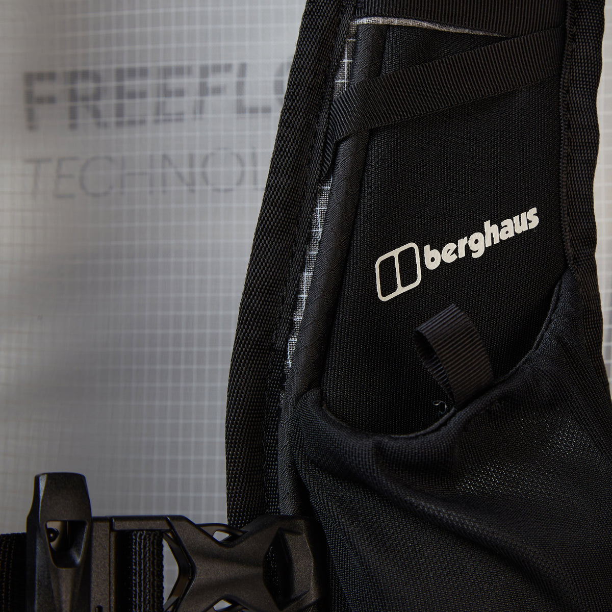 Unisex Freeflow 30L Pack - Grey/Black