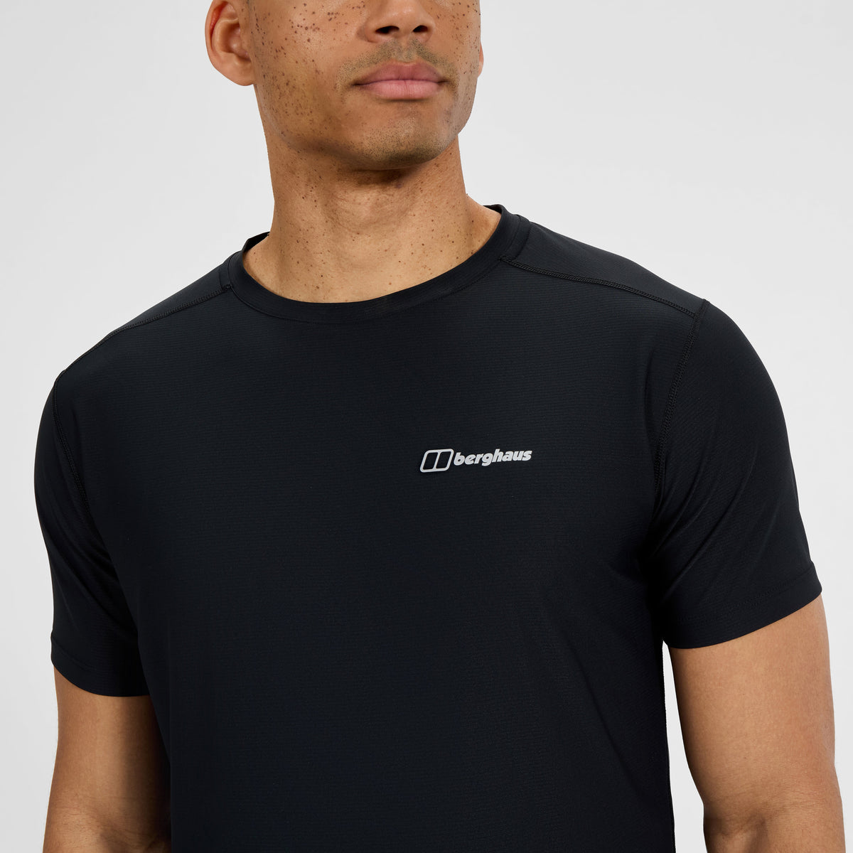 Herren 24/7 Tech-Shirt mit Rundhalsausschnitt und Super-Stretch – Schwarz