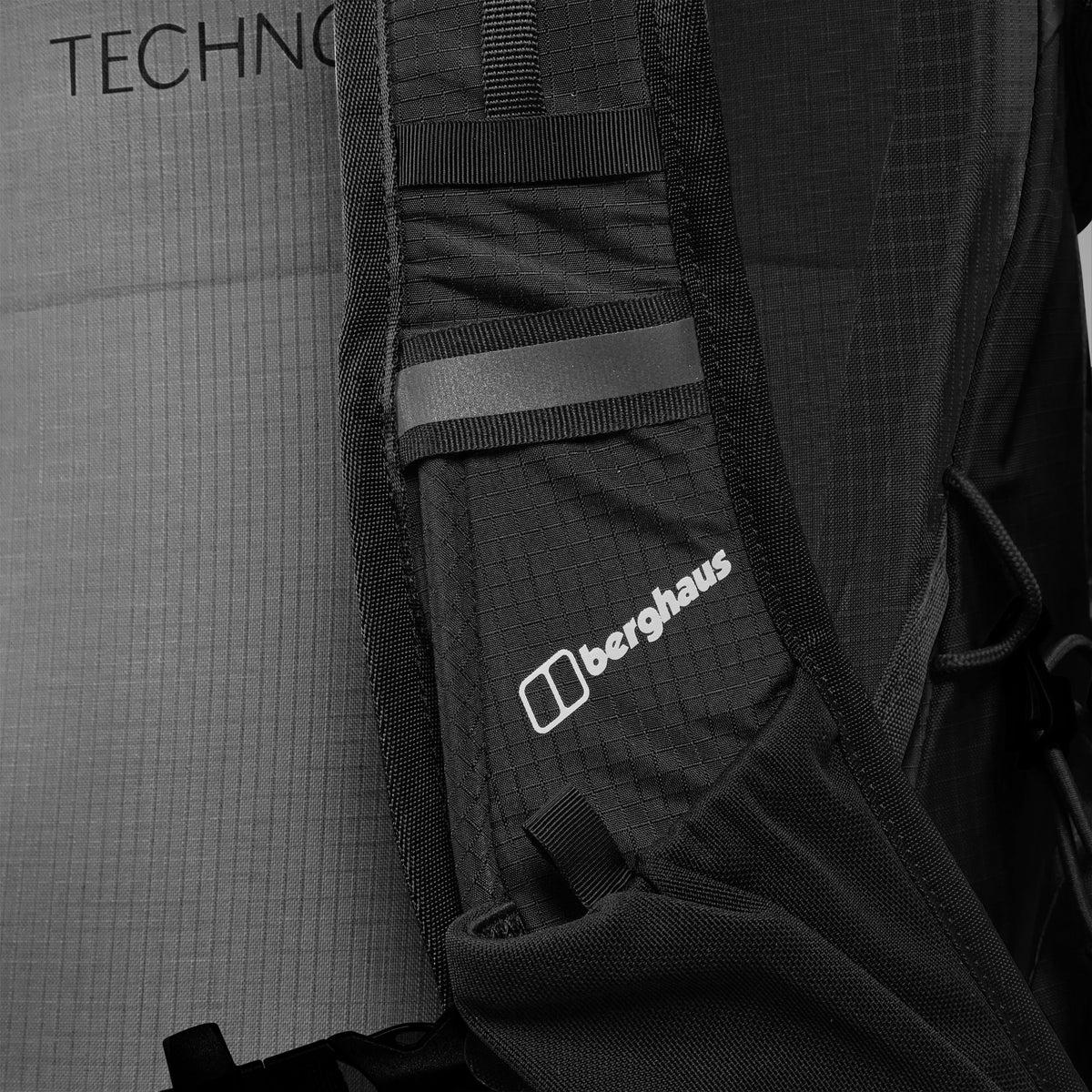 Damen-Wanderrucksack Remote F23 – Schwarz
