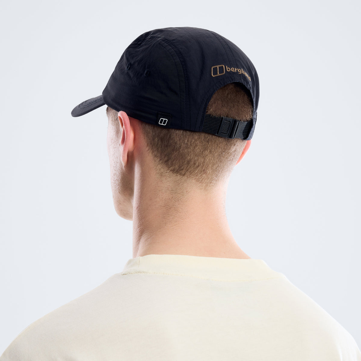 Unisex Everyday Cap – Tiefschwarz