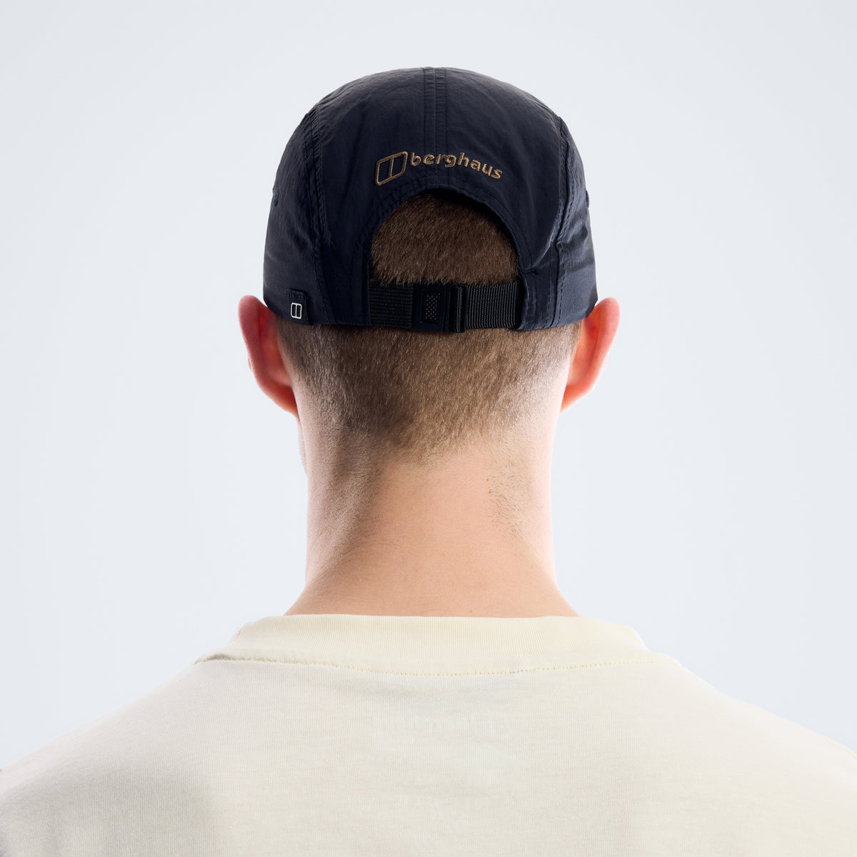Unisex Everyday Cap – Tiefschwarz
